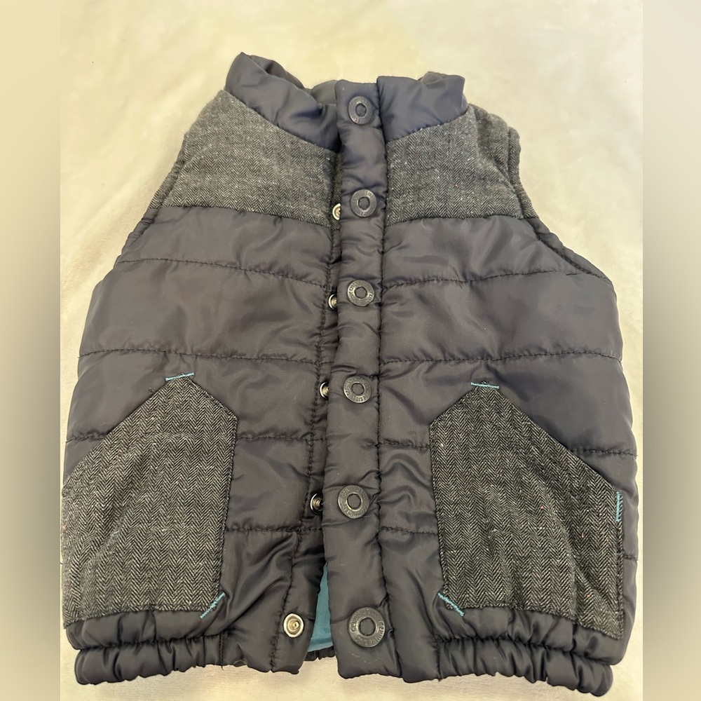Boy’s bluish grey vest